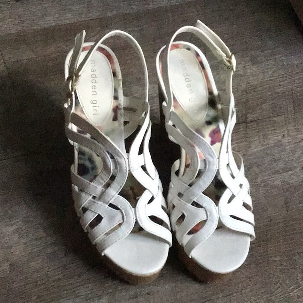 White Madden Girl wedges